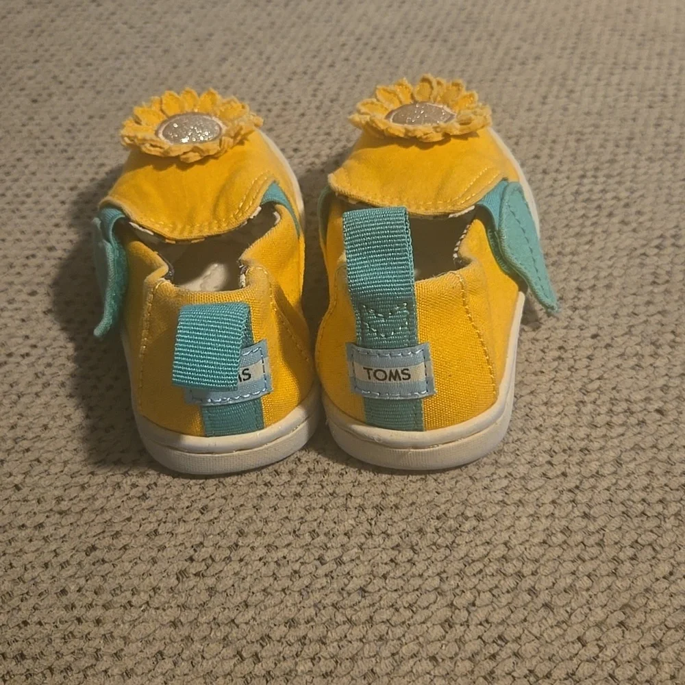 TOMS Kids Yellow Slip-On Shoes with‎ Sunflower Design